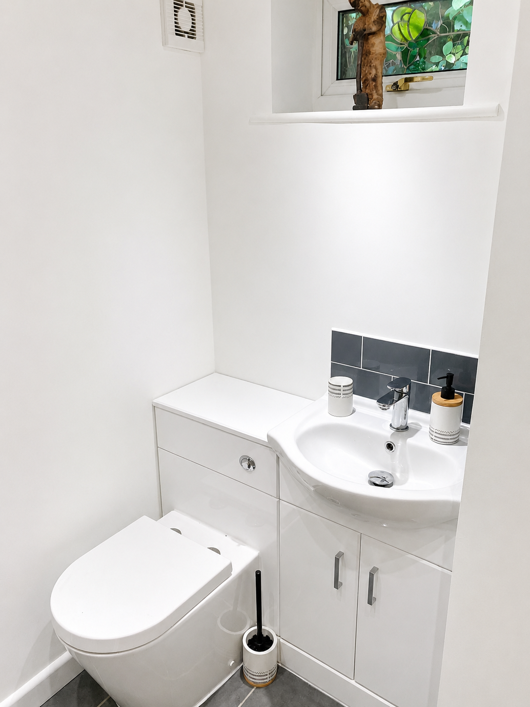 Holly Lodge accommodation image 10